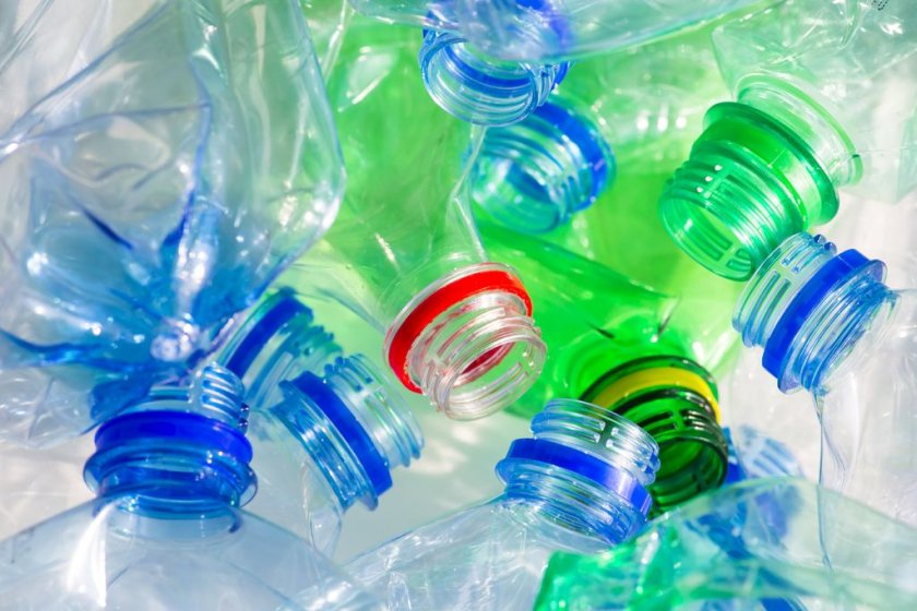 shutterstock_152688404_petflessen_recycle.jpg shutterstock_152688404_petflessen_recycle.jpg